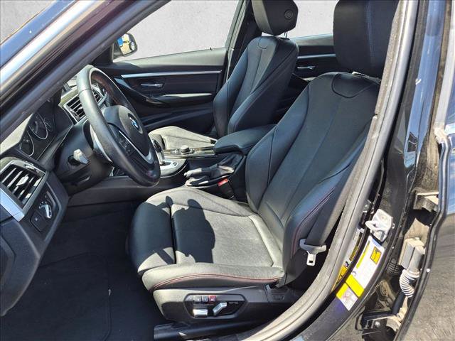 Used 2018 BMW 330e RWD image 14