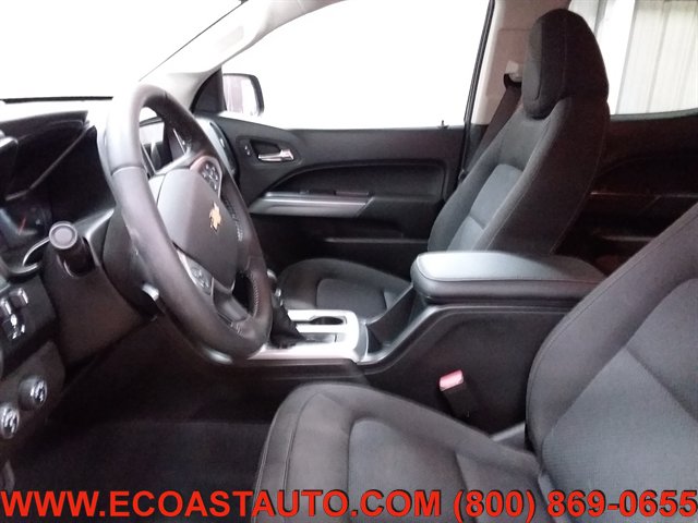 Used 2022 Chevrolet Colorado LT w/ LT Convenience Package AWD/4WD image 10