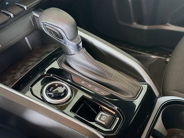 Used 2025 Chevrolet Colorado LT w/ Advanced Trailering Package image 19