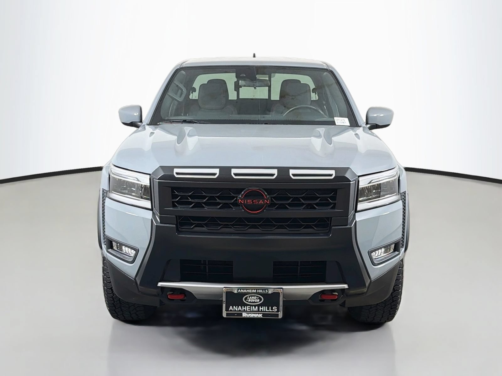 Used 2025 Nissan Frontier Pro-X RWD image 8
