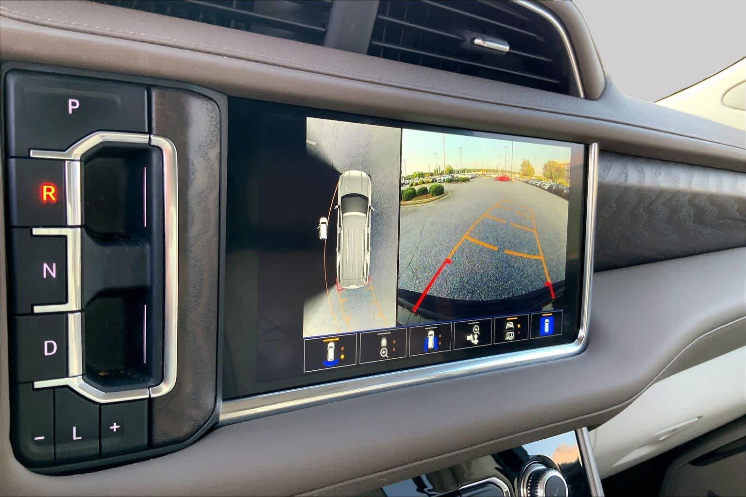 Used 2024 GMC Yukon Denali w/ Max Trailering Package AWD/4WD image 28