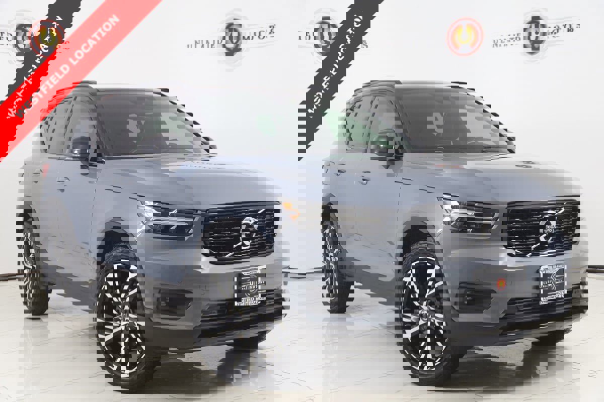 Used 2020 Volvo XC40 T5 R-Design