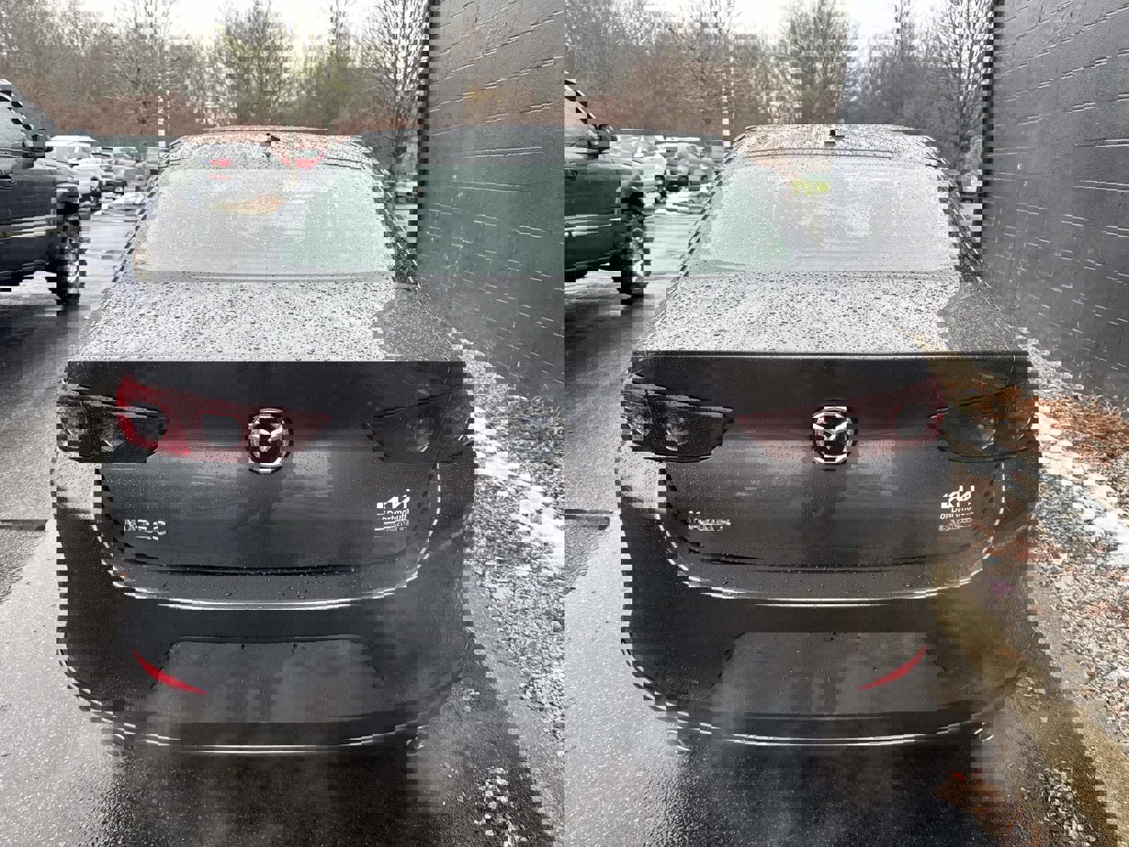 Used 2019 MAZDA MAZDA3 Sedan w/ Preferred Package image 8