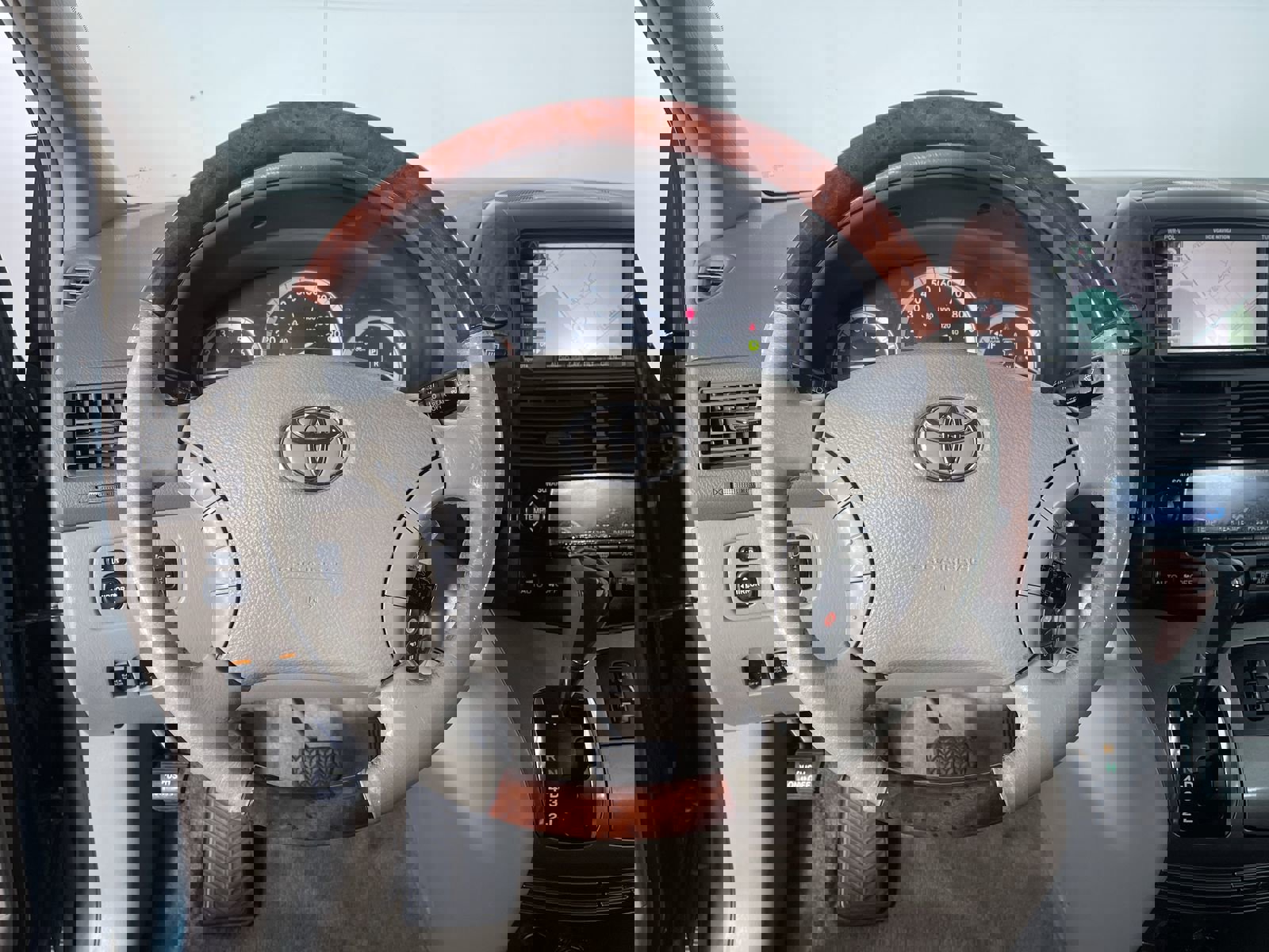 Used 2005 Toyota Sienna XLE Limited image 15