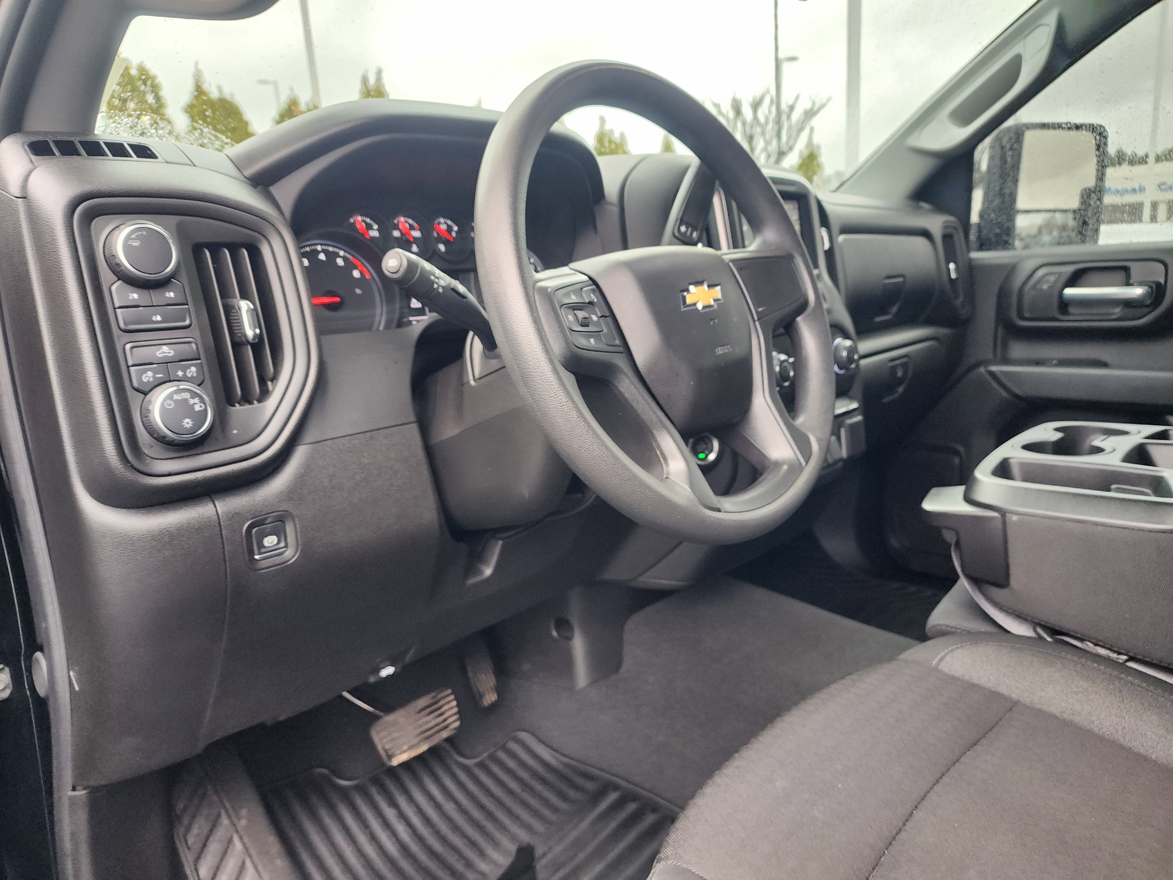 Used 2025 Chevrolet Silverado 2500 Custom w/ Custom Convenience Package image 24