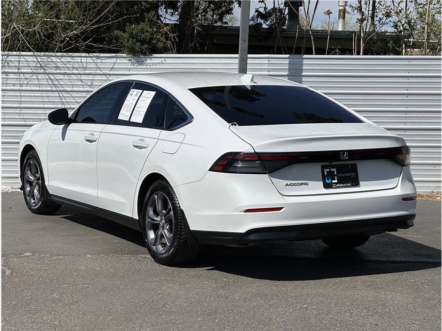Used 2023 Honda Accord EX image 3