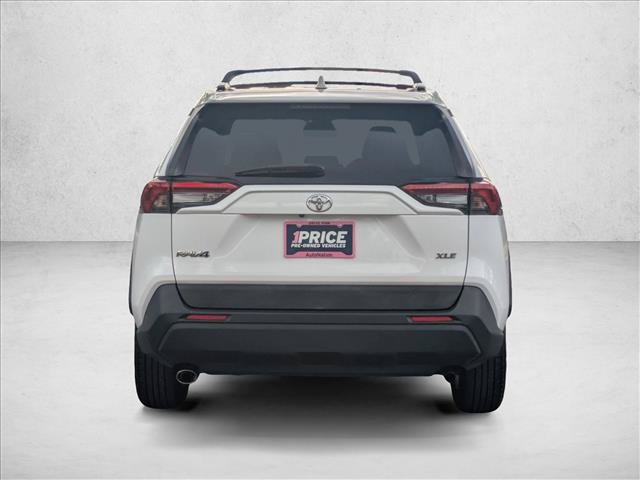 Used 2020 Toyota RAV4 XLE w/ Convenience Package FWD image 7