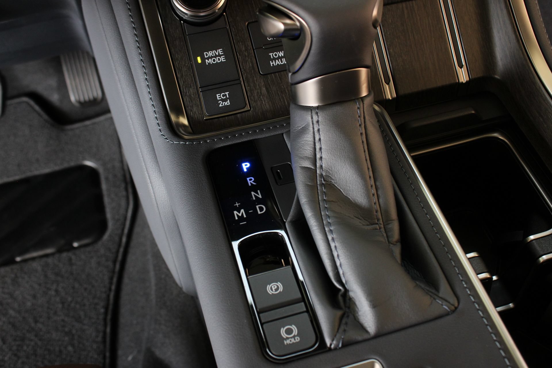 Used 2026 Lexus GX 550 AWD/4WD image 14