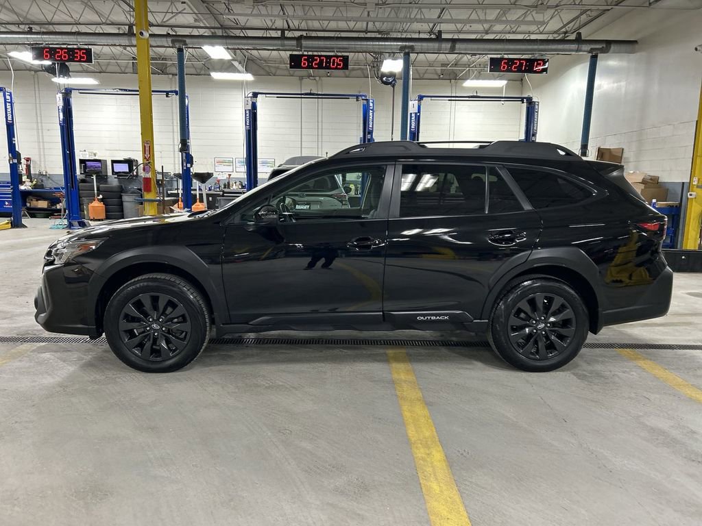 Certified 2023 Subaru Outback Onyx Edition image 5