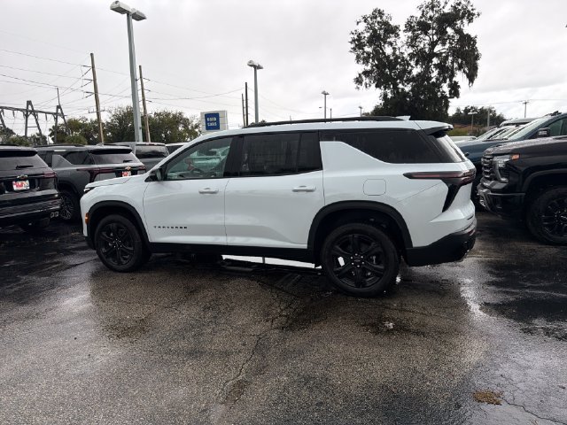 New 2027 Chevrolet Traverse LT w/ Midnight/Sport Edition FWD image 7