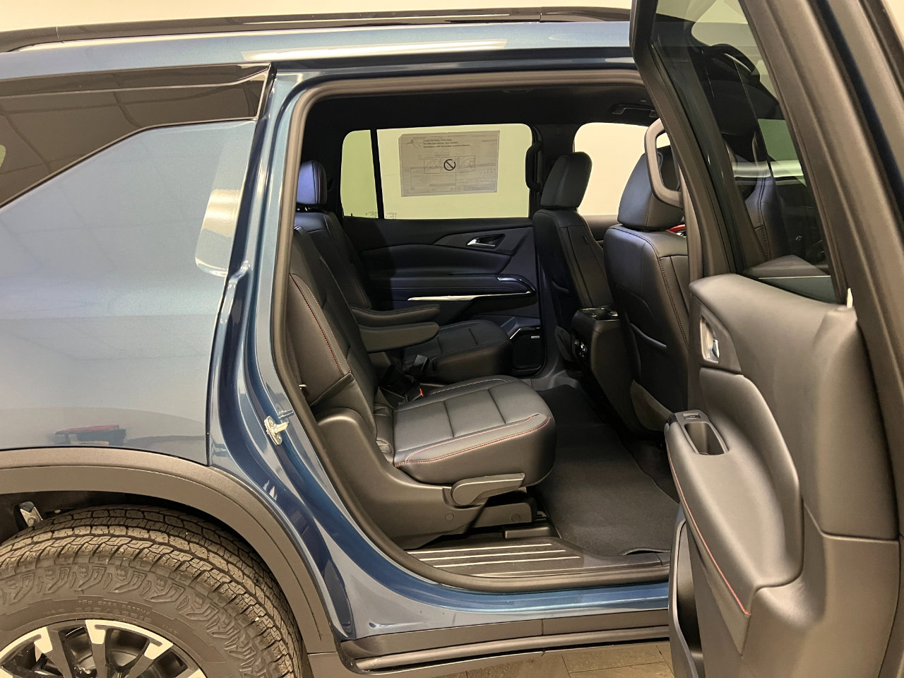 New 2026 Chevrolet Traverse Z71 w/ Enhanced Driving Package image 31