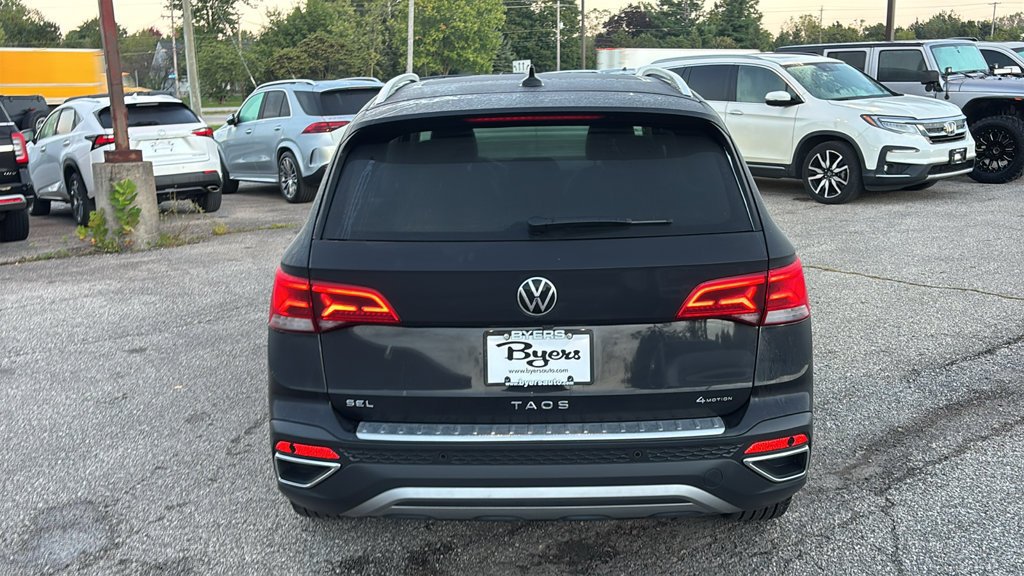Used 2022 Volkswagen Taos SEL AWD/4WD image 28