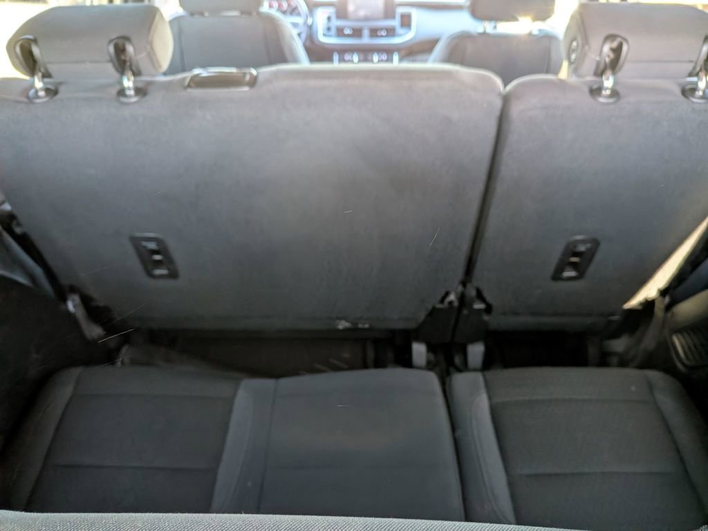 Used 2023 Chevrolet Tahoe LS image 29