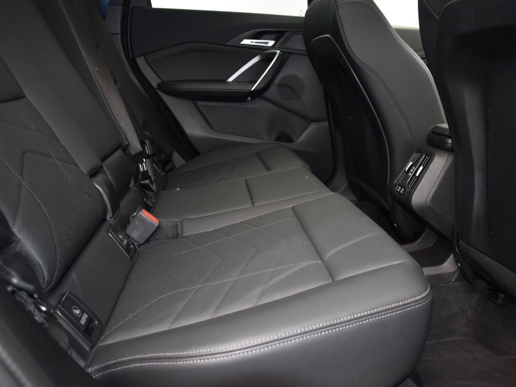 Used 2025 BMW X1 xDrive28i image 22