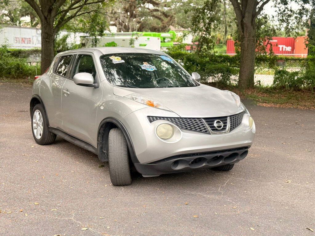 Used 2012 Nissan Juke S FWD image 4
