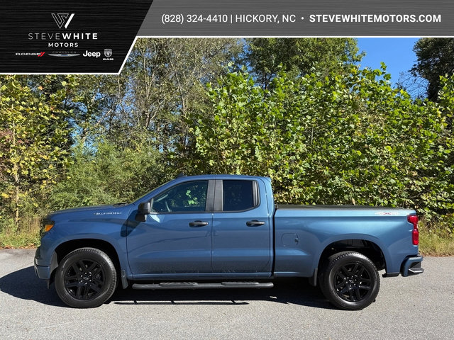 Used 2024 Chevrolet Silverado 1500 Custom image 1