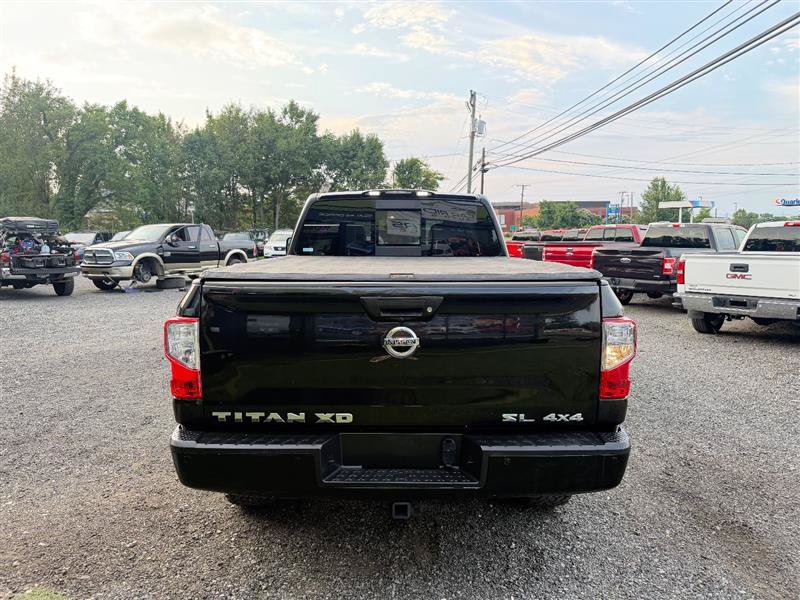Used 2016 Nissan Titan SL AWD/4WD image 5