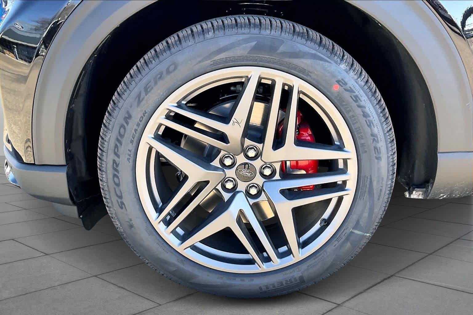 New 2026 Ford Explorer ST AWD/4WD image 11