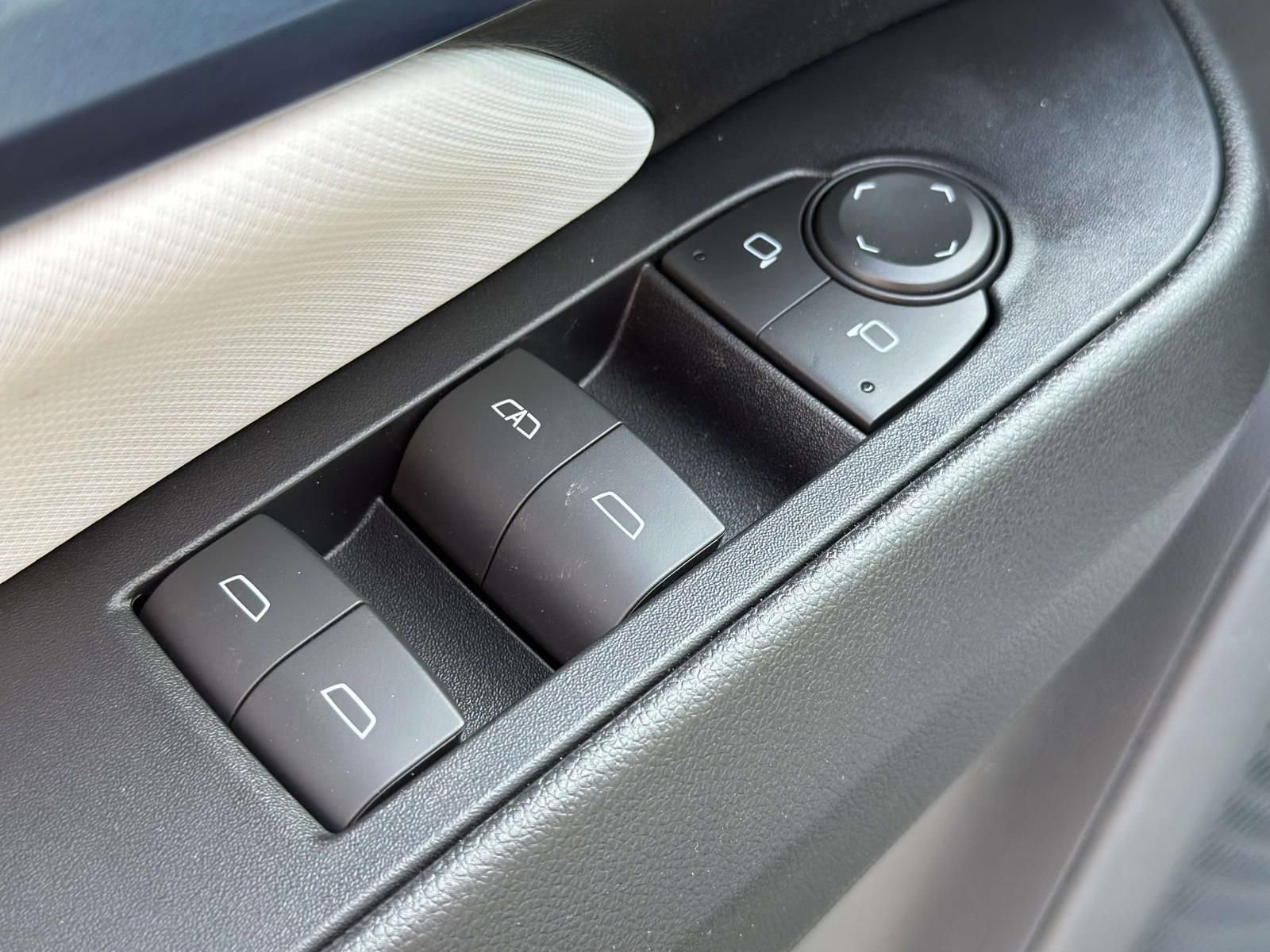 New 2026 Chevrolet Equinox EV LT w/ Convenience Package II image 20