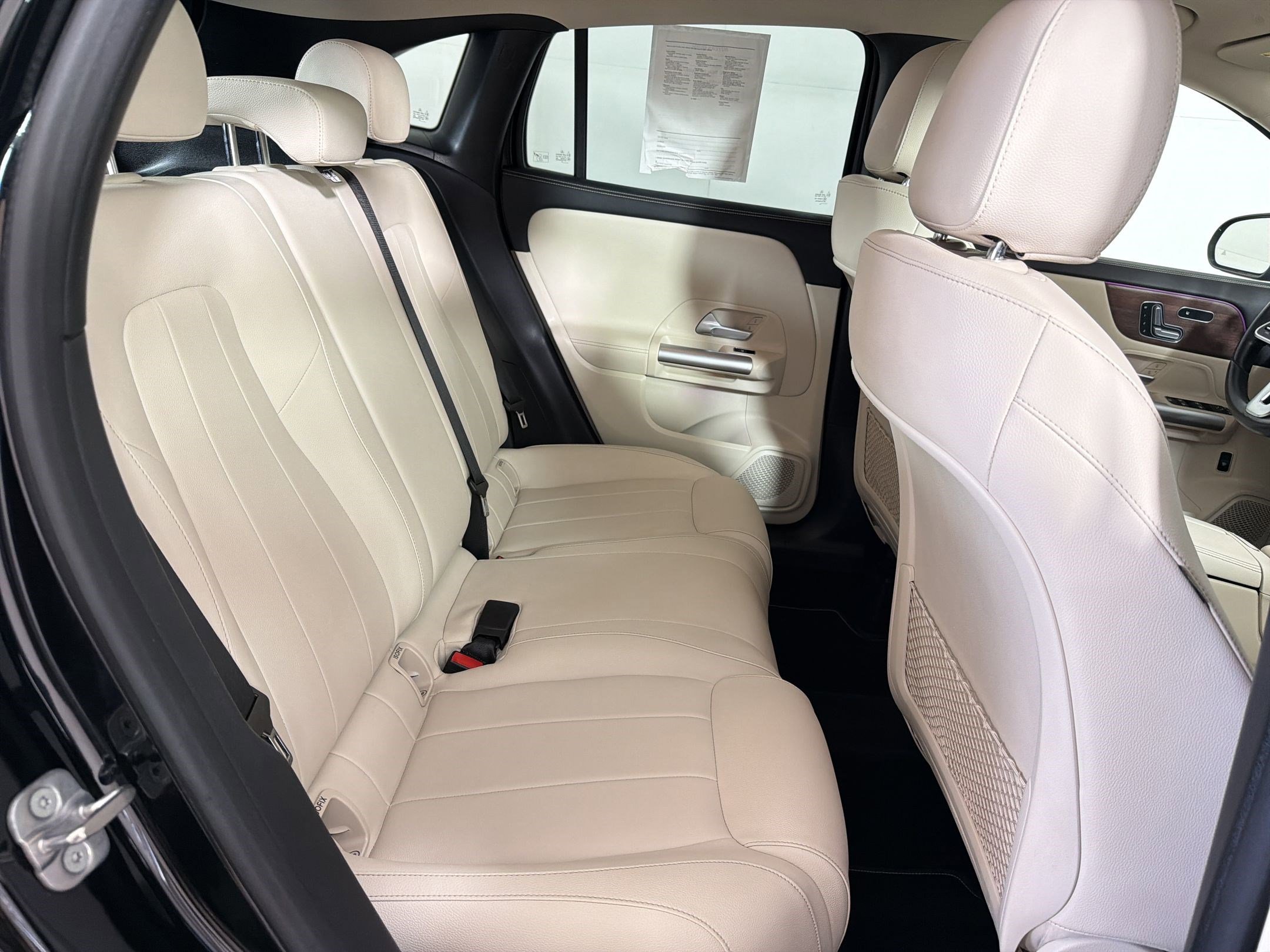 Used 2023 Mercedes-Benz GLA 250 4MATIC image 28