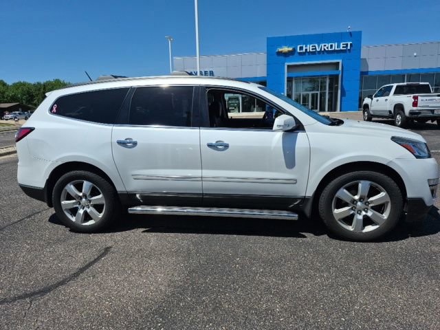 Used 2017 Chevrolet Traverse Premier w/ LPO, 'HIT The Road' Package AWD/4WD image 4