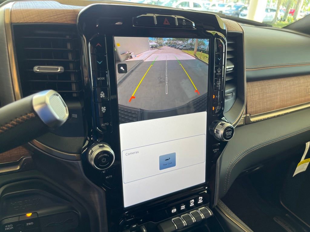New 2024 RAM 2500 Limited AWD/4WD image 10