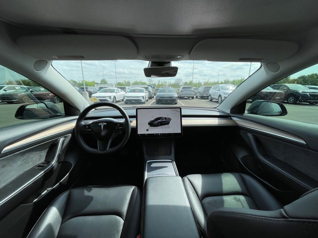 Used 2023 Tesla Model 3 Standard Range image 22