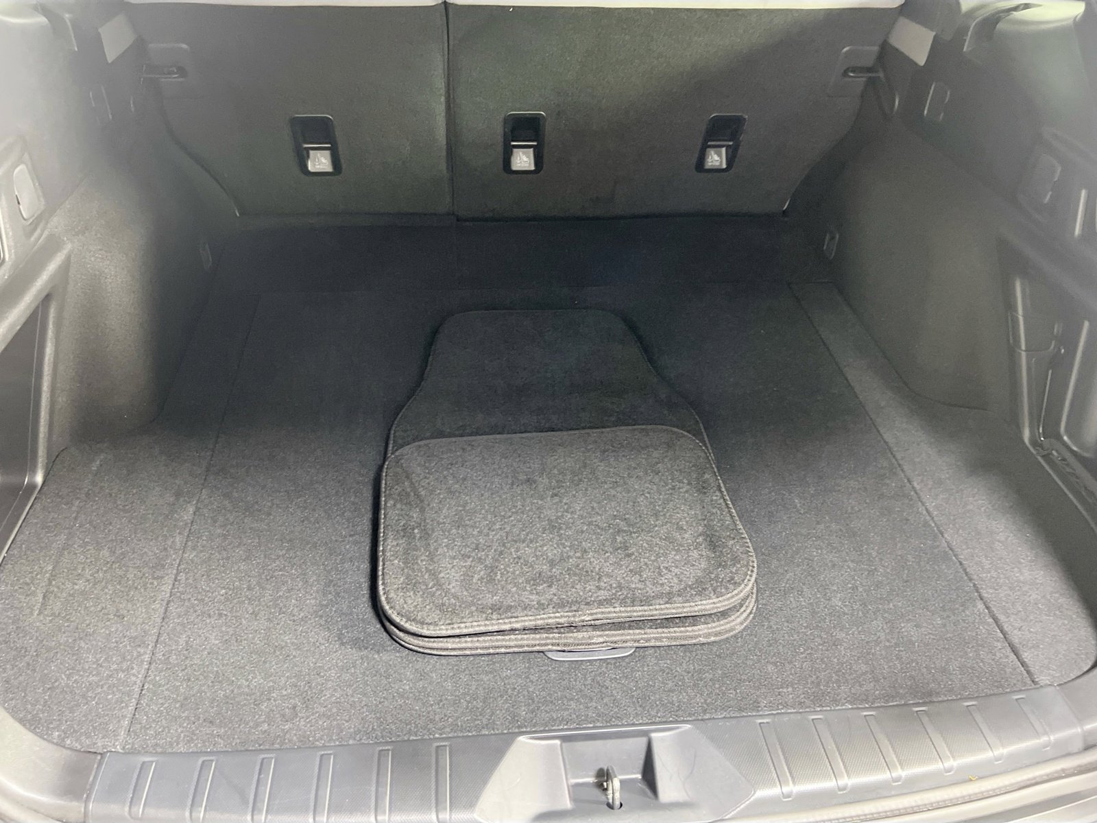 Used 2023 Subaru Outback Premium image 26