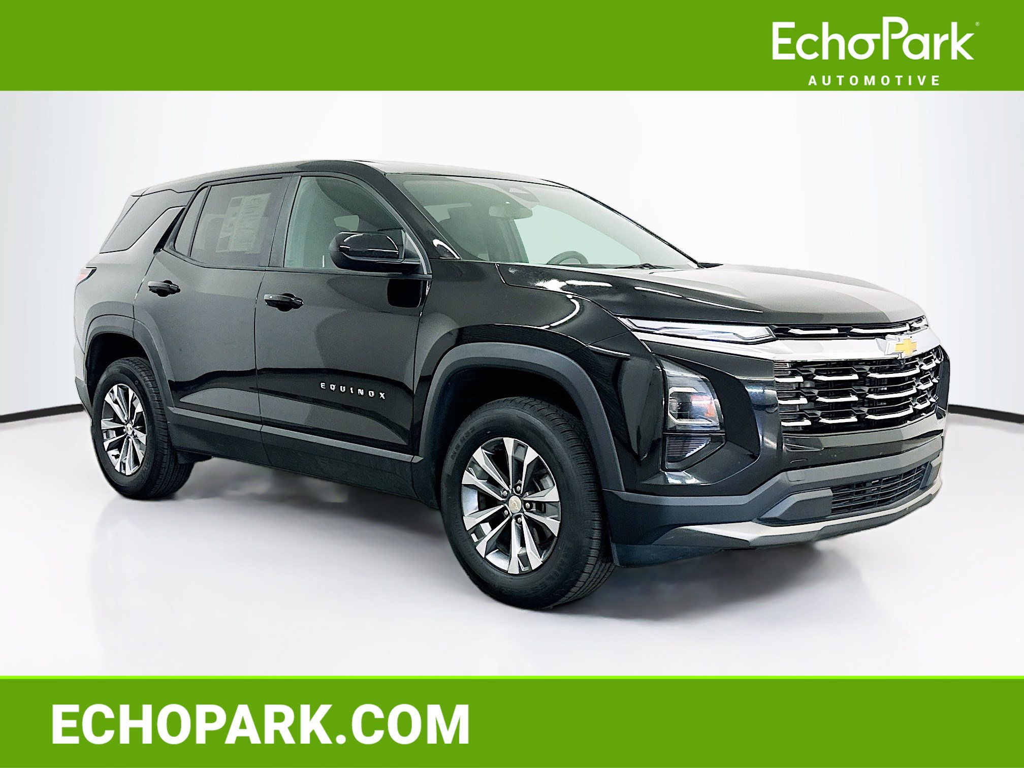 Used 2025 Chevrolet Equinox LT AWD/4WD image 1