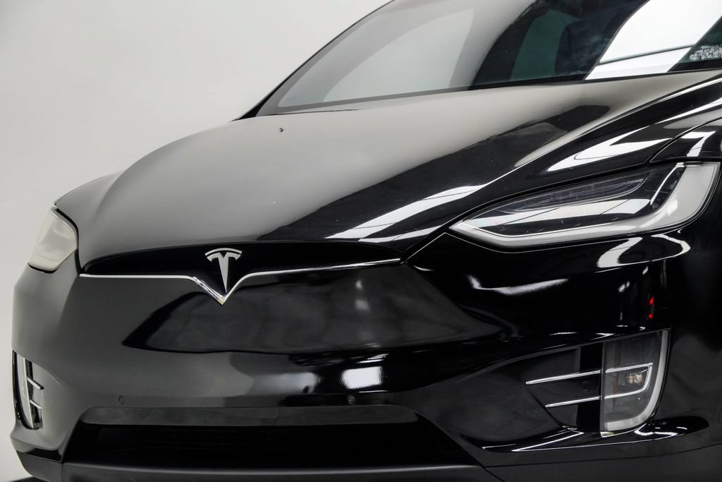 Used 2018 Tesla Model X 75D AWD/4WD image 2