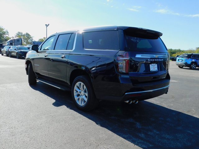 Used 2024 Chevrolet Suburban Premier w/ Premium Package image 9