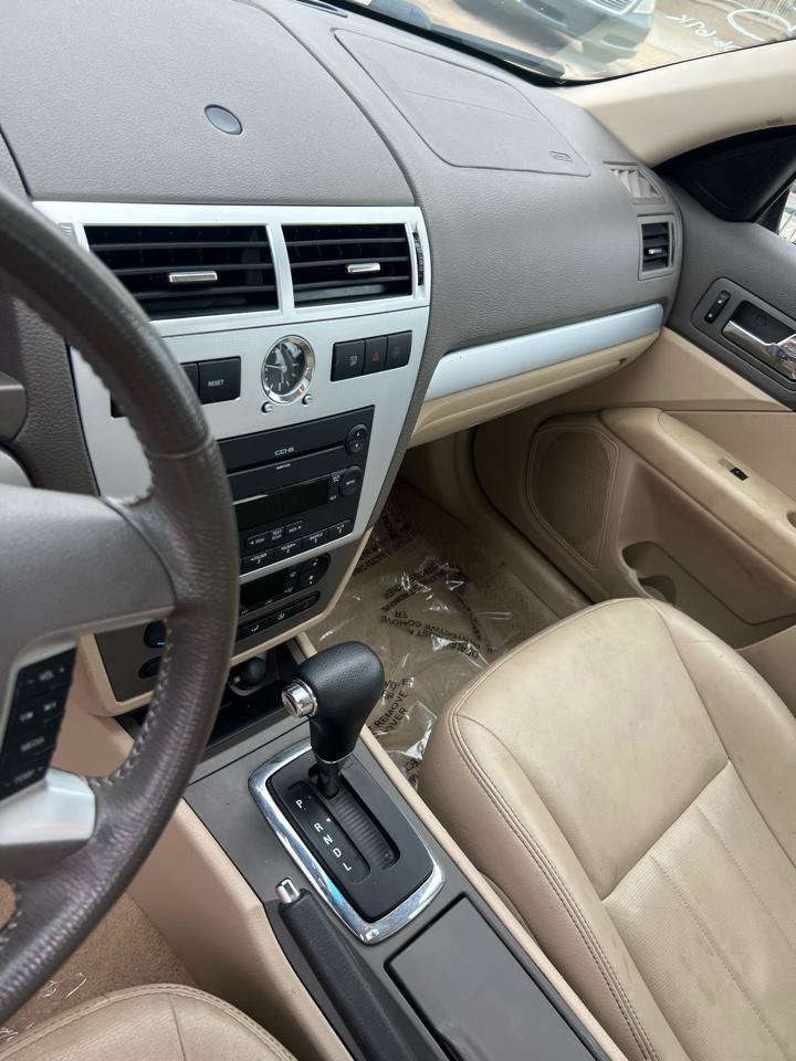 Used 2006 Mercury Milan Premier FWD image 10