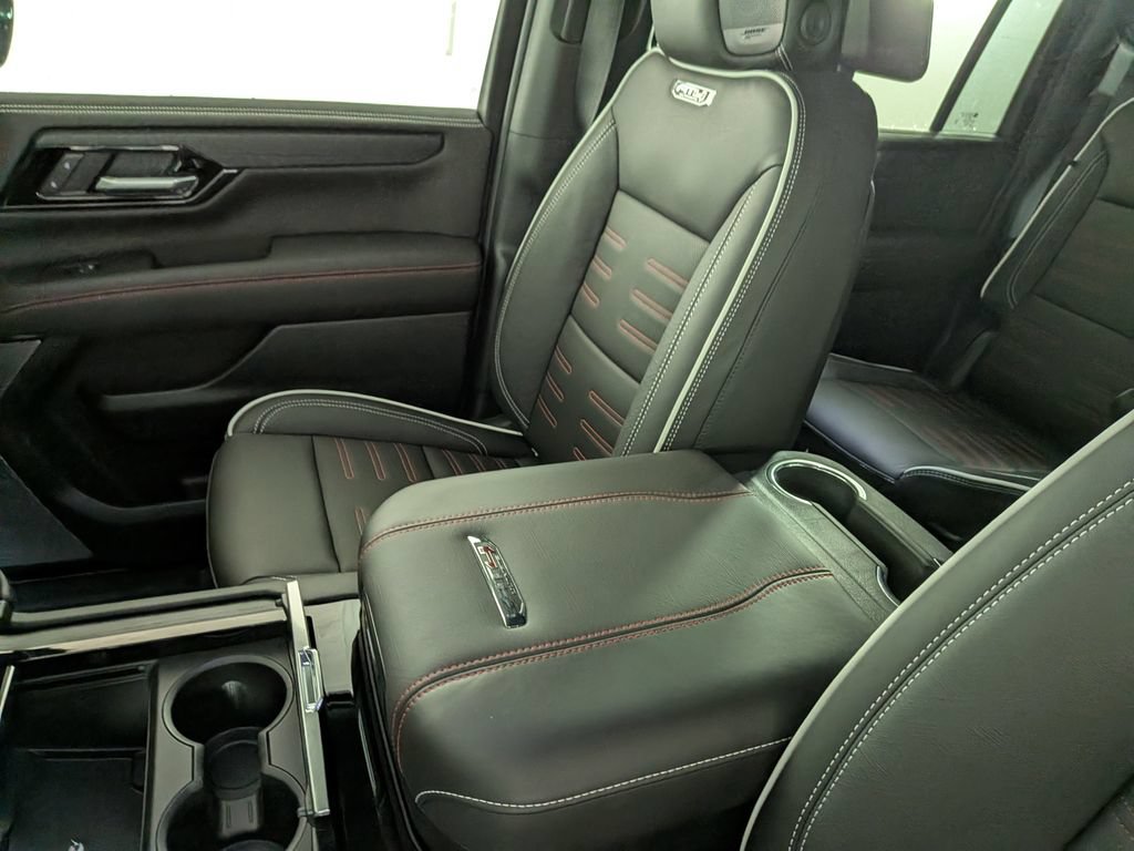 New 2026 GMC Yukon XL AT4 Ultimate w/ LPO, Floor Liner Package AWD/4WD image 31