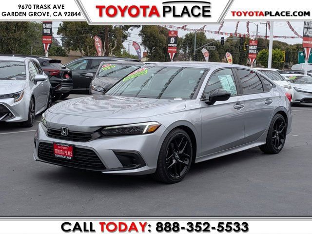 Used 2023 Honda Civic Sport image 1