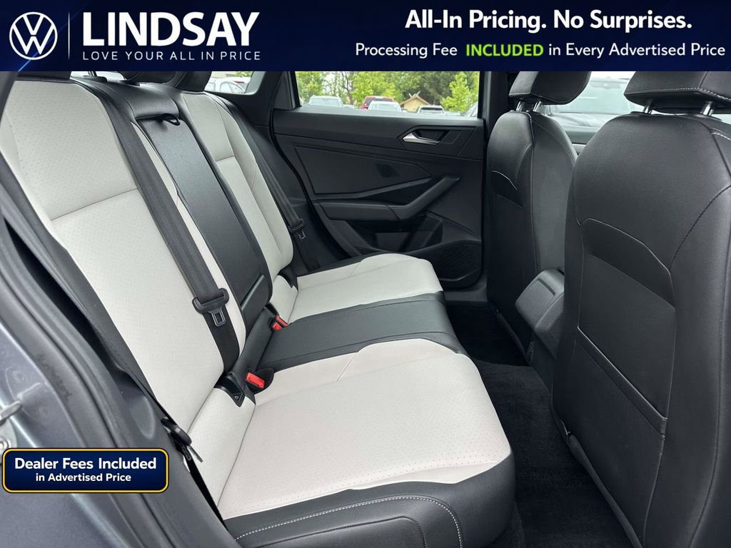 Used 2019 Volkswagen Jetta R-Line FWD image 13