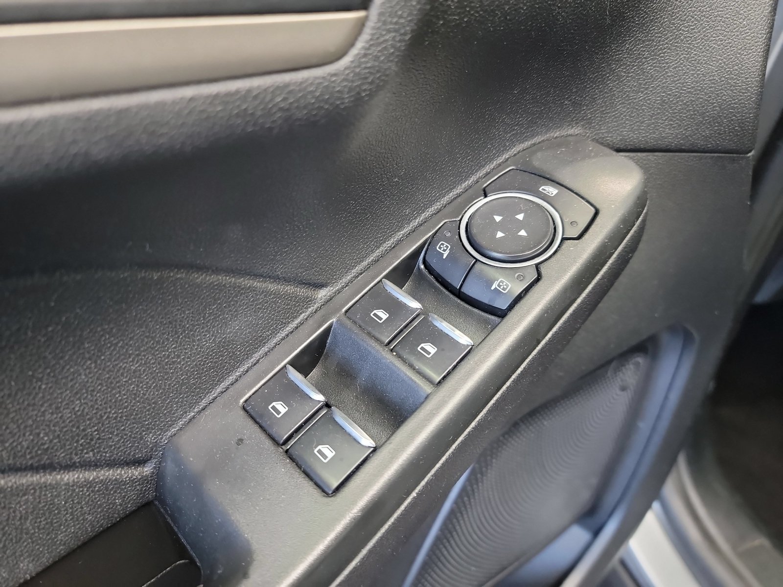 Used 2022 Ford Escape S AWD/4WD image 14