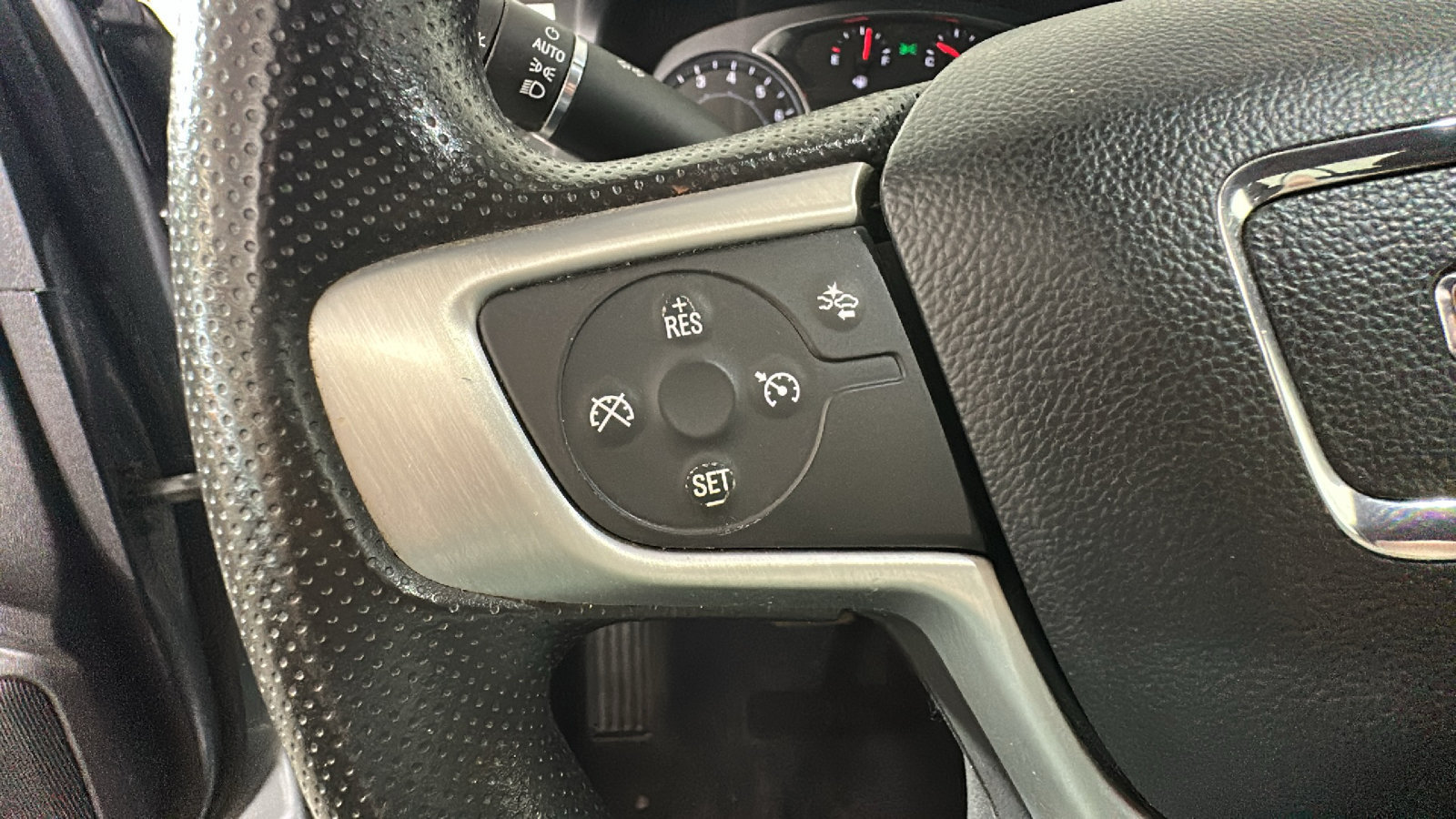Used 2023 GMC Acadia SLE w/ Driver Convenience Package AWD/4WD image 20
