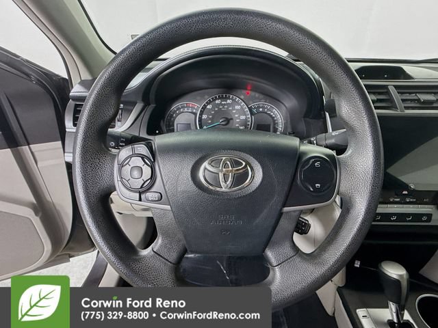 Used 2012 Toyota Camry LE FWD image 11