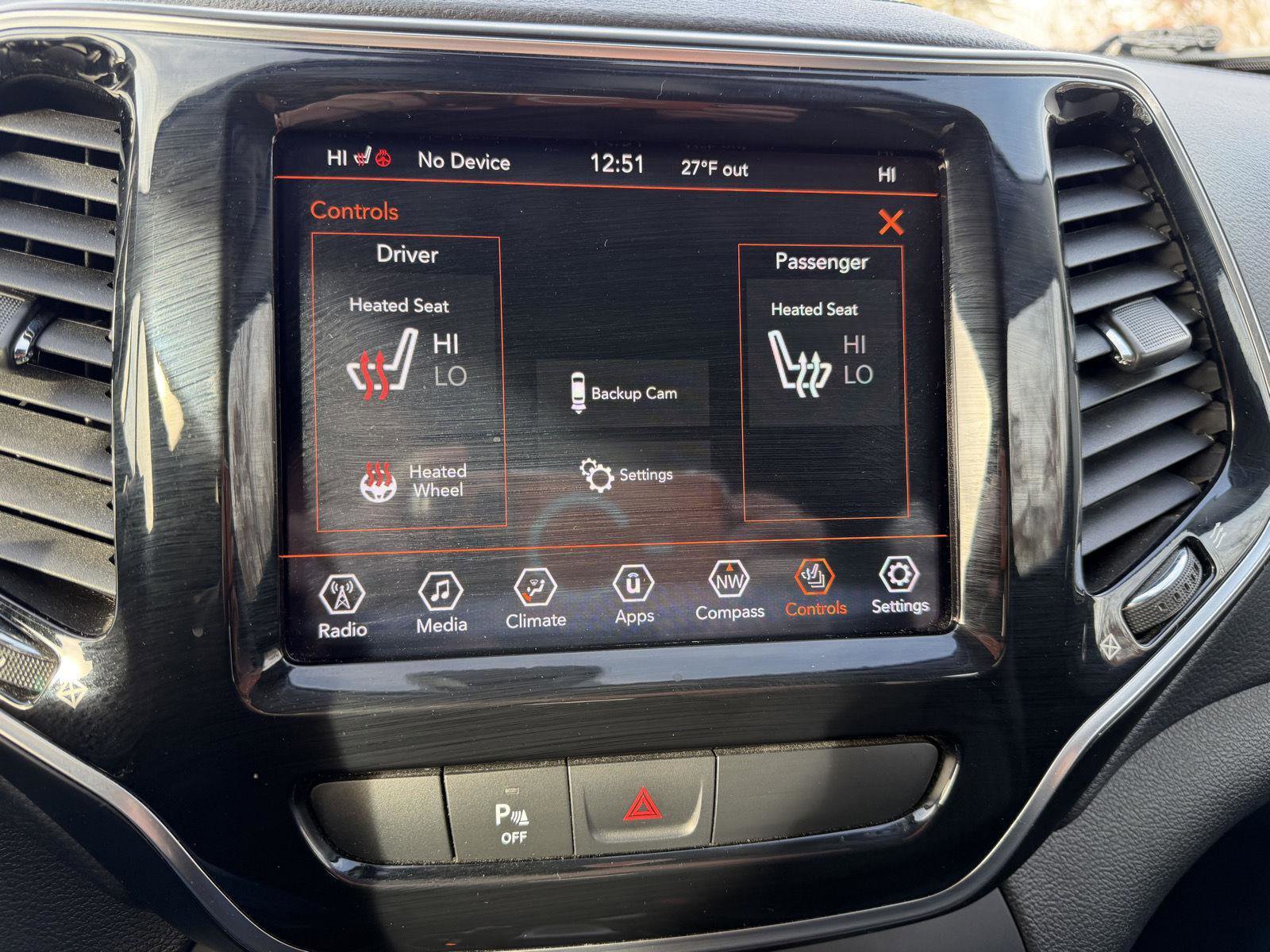 Used 2020 Jeep Cherokee Limited image 16