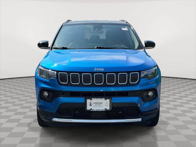 Used 2022 Jeep Compass Limited AWD/4WD image 2