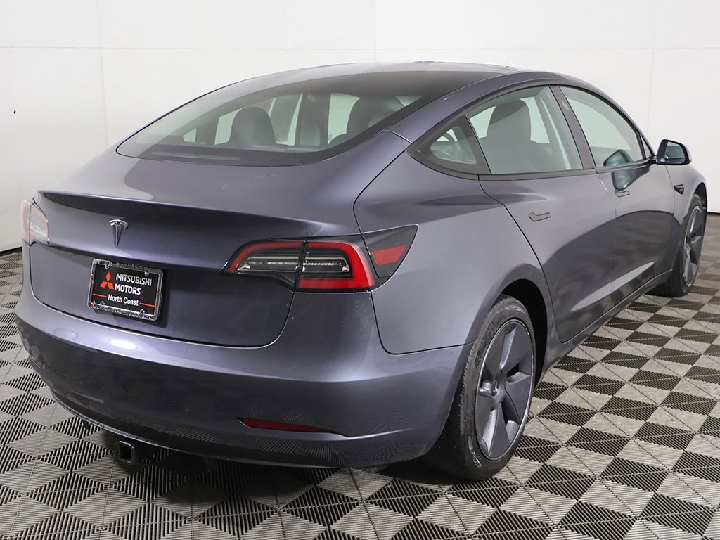 Used 2023 Tesla Model 3 Standard Range image 11