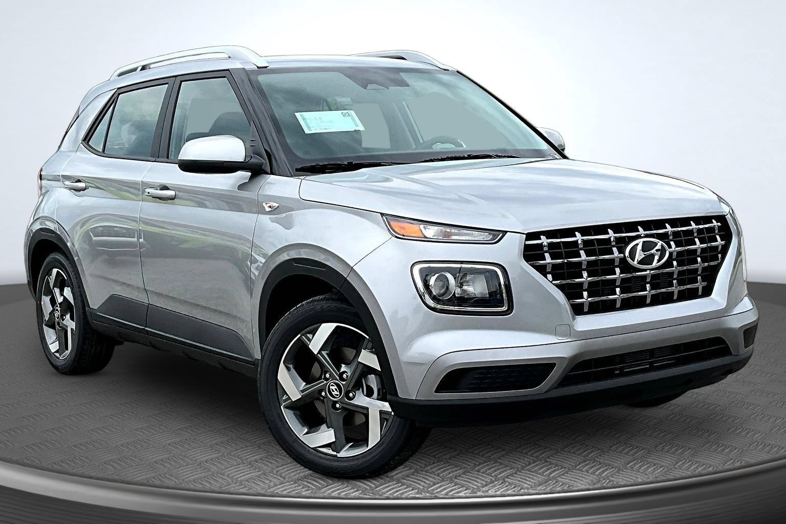 New 2026 Hyundai Venue SEL FWD image 3