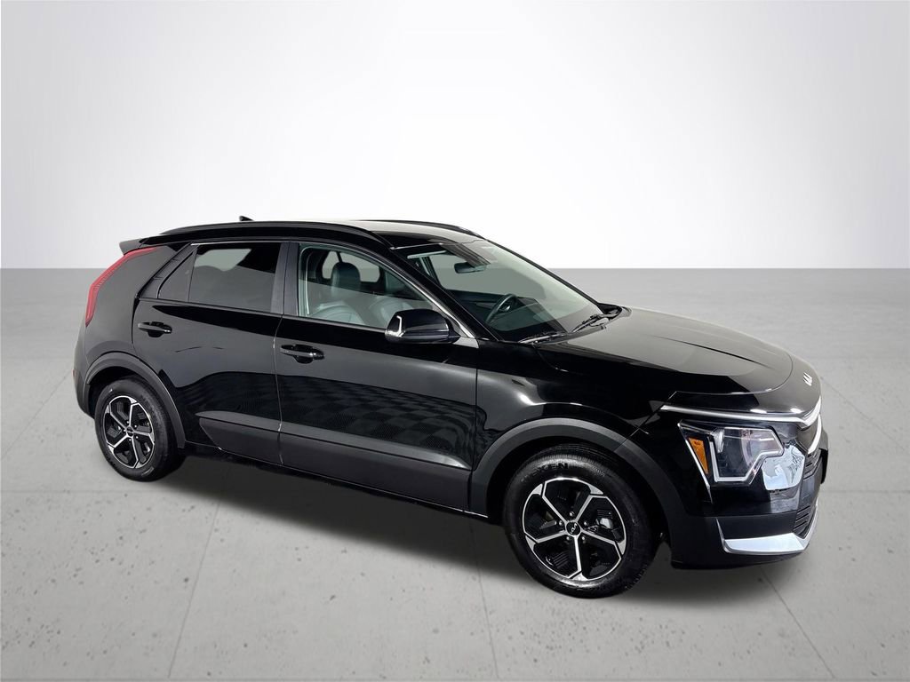 Certified 2023 Kia Niro EX image 5