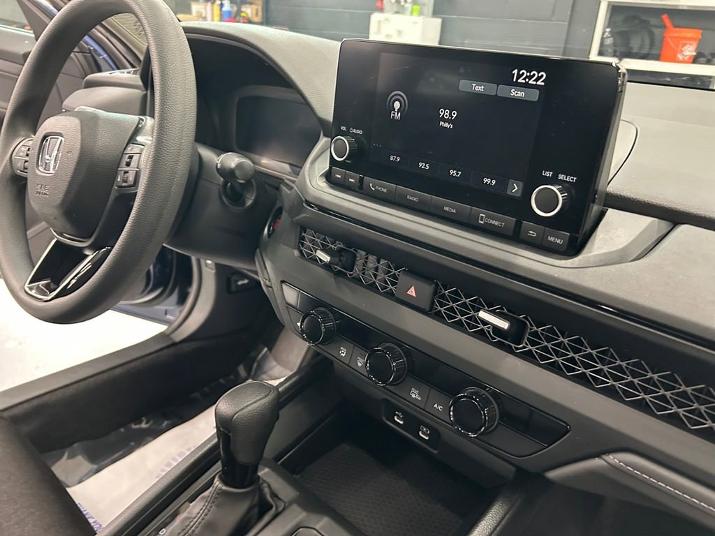 Used 2023 Honda Accord EX image 23