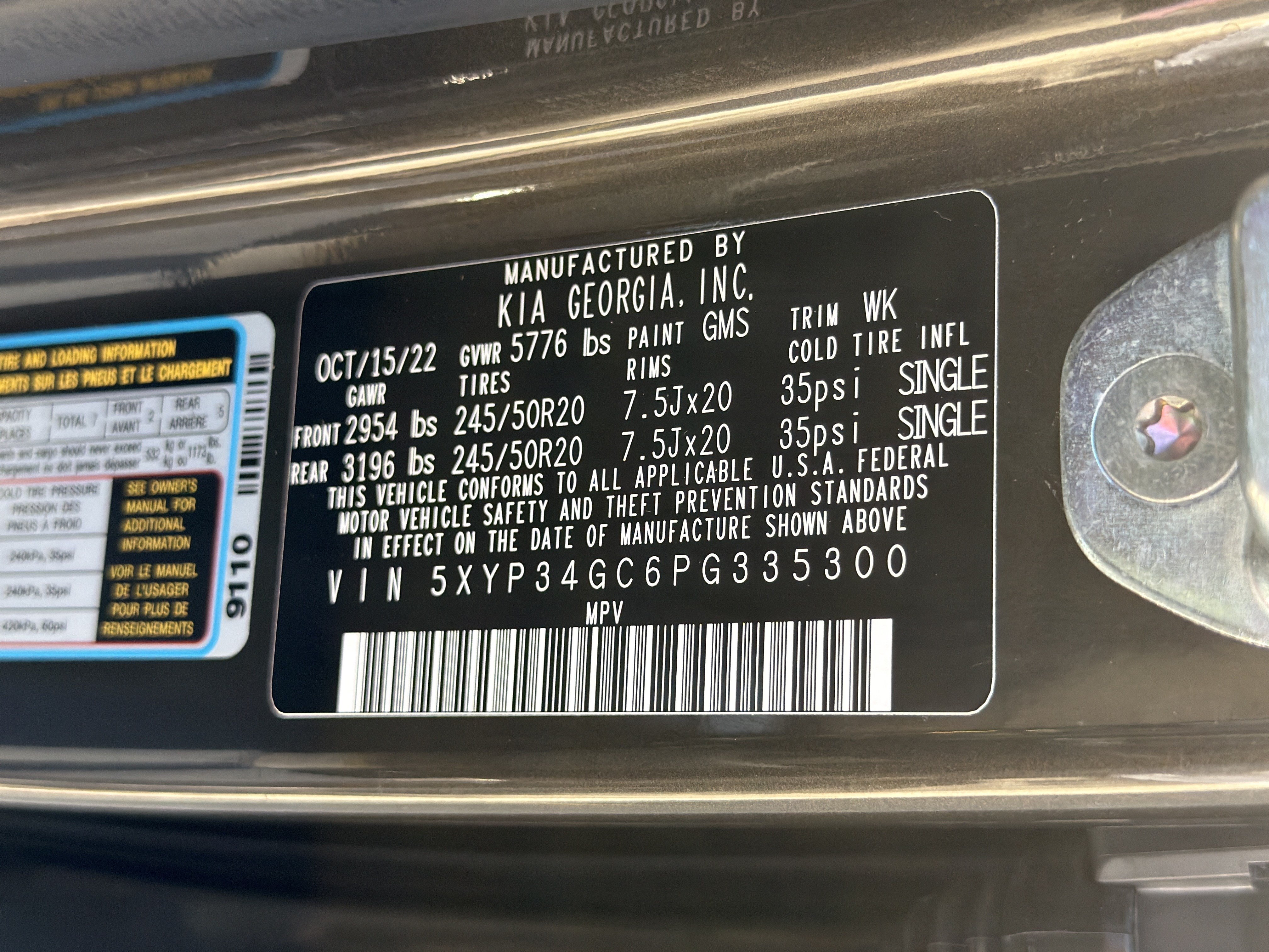 Used 2023 Kia Telluride EX w/ EX Captain's Chair Package FWD image 33