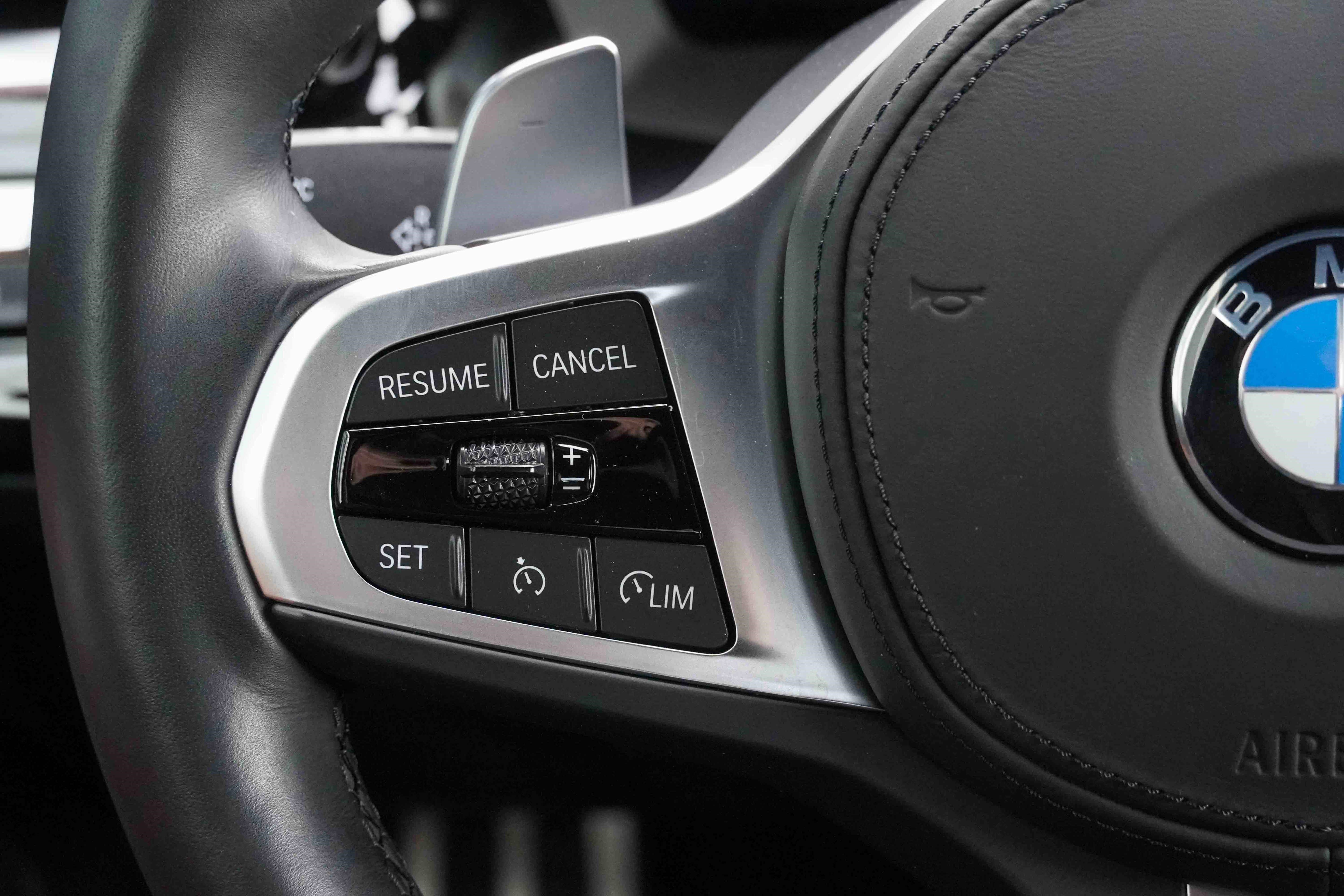 Certified 2025 BMW Z4 M40i w/ Premium Package image 22