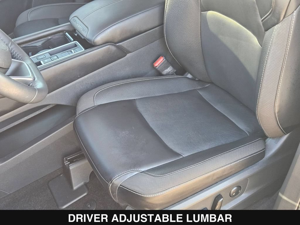 Used 2024 Nissan Pathfinder SL w/ SL Premium Package FWD image 16