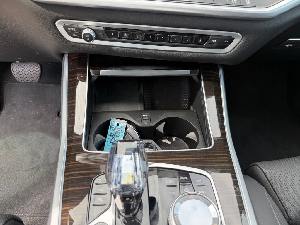 Certified 2023 BMW X5 sDrive40i w/ Luxury Seating Package RWD image 17