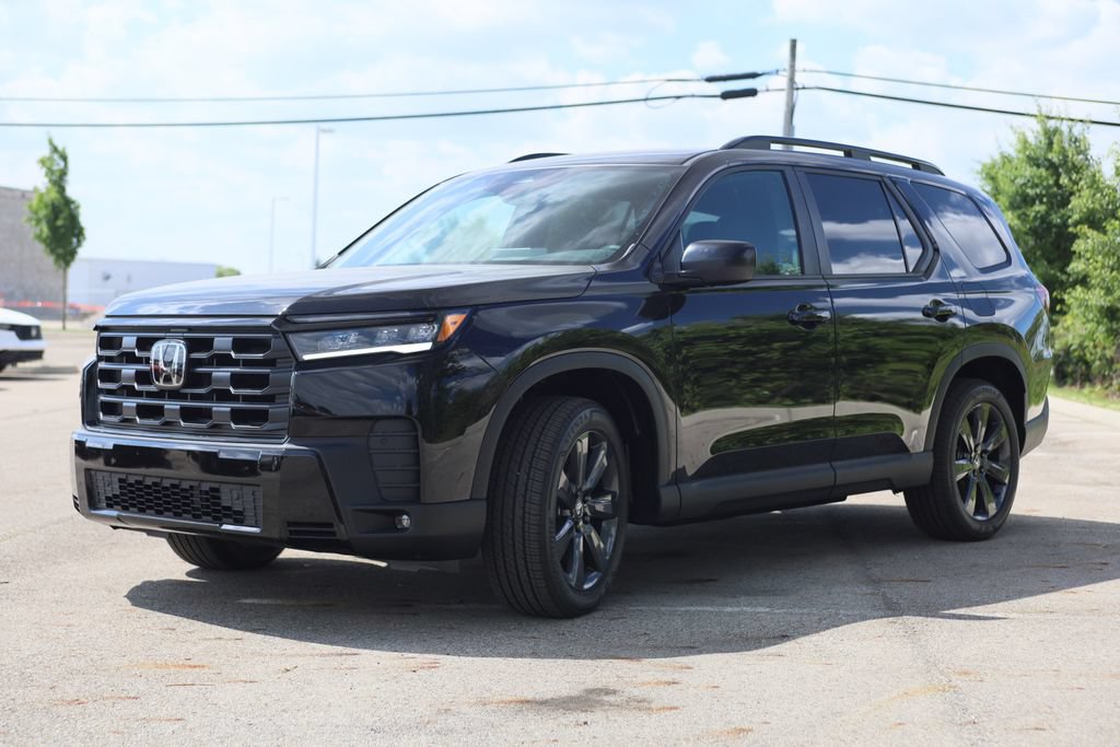New 2026 Honda Pilot Sport image 3