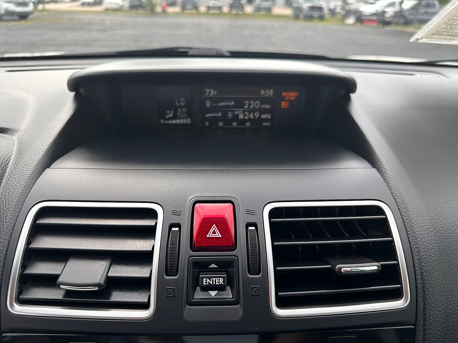 Used 2018 Subaru Forester 2.5i Premium w/ Protection Package #1 AWD/4WD image 18